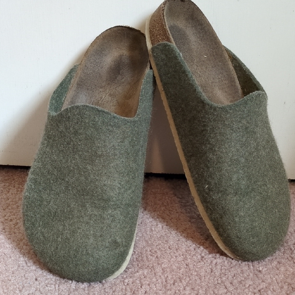 💕Birkenstock GreyWool Slip-On Clogs